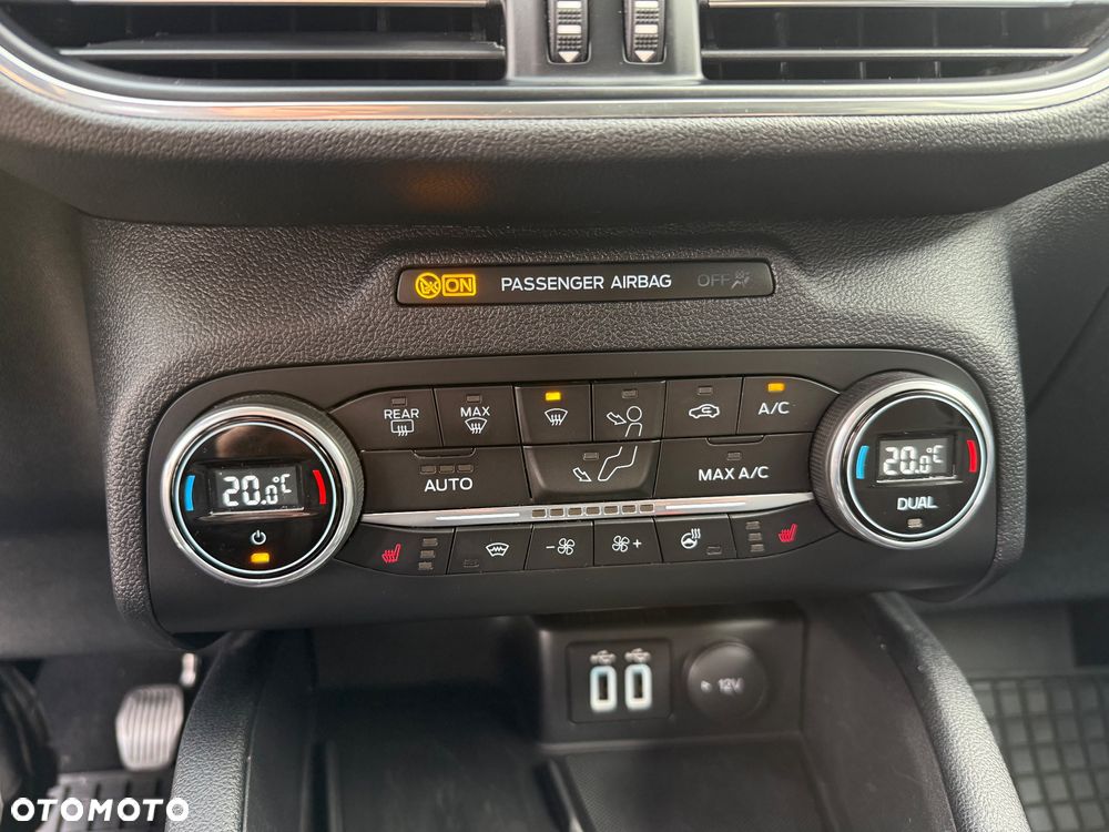 Ford Kuga 1.5 EcoBlue TITANIUM - 26