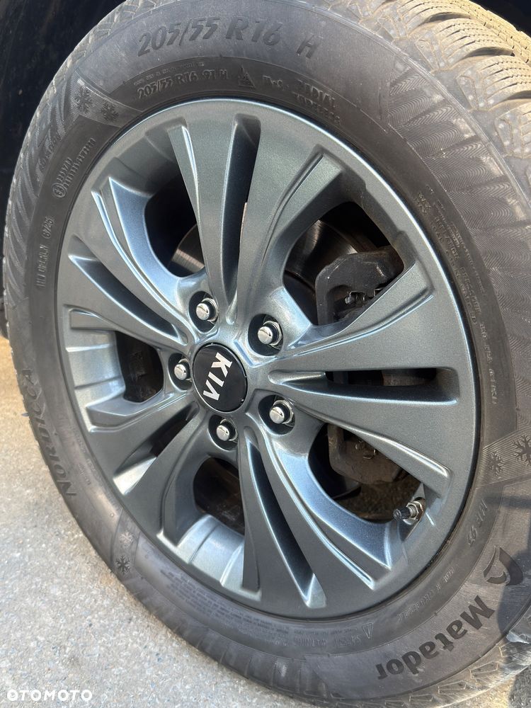 Kia Venga 1.6 Business Line - 24