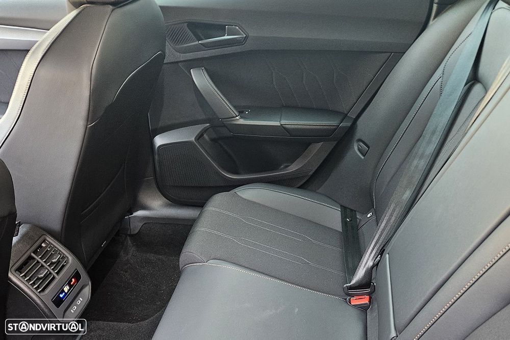 Cupra Leon ST 1.5 eTSI DSG - 10