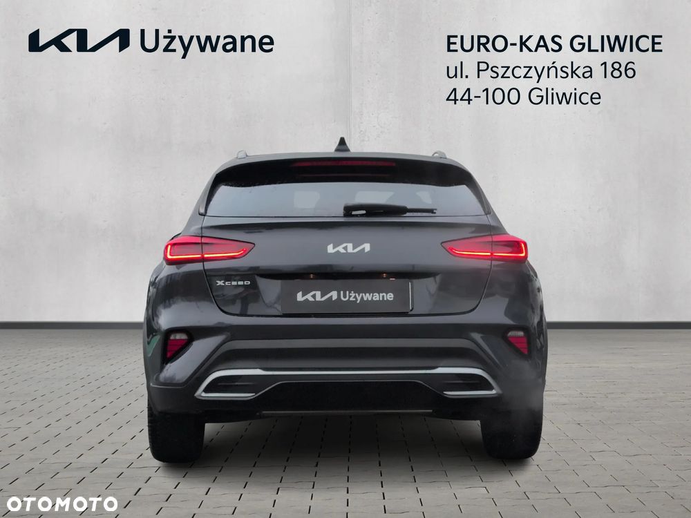 Kia XCeed 1.5 T-GDI M - 4