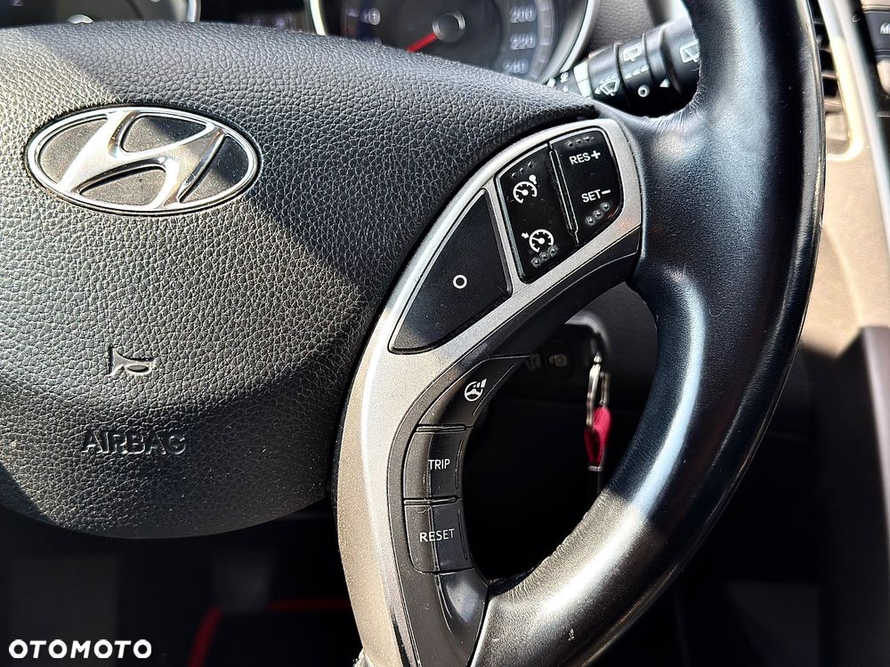 Hyundai i30 1.6 Style - 22