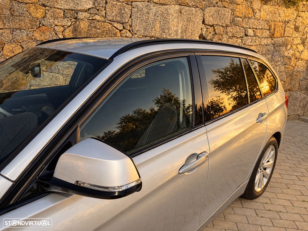 BMW 318 d Line Sport Shadow Auto - 19