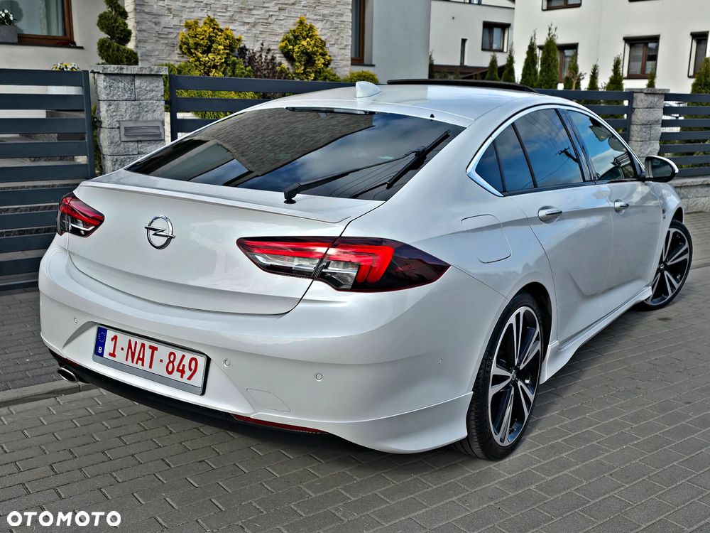 Opel Insignia 2.0 Exclusive - 19