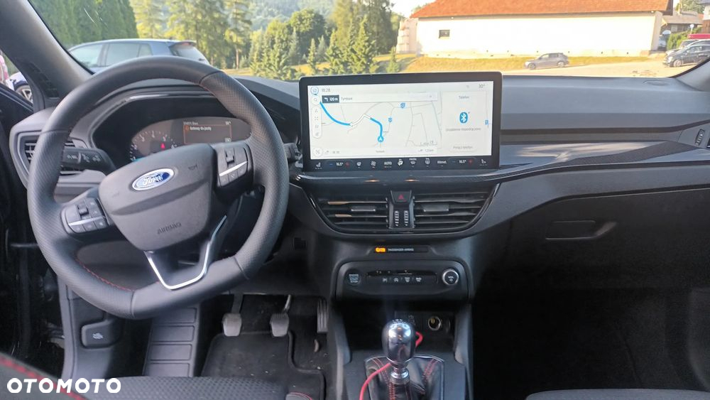 Ford Focus 1.0 EcoBoost mHEV ST-Line X - 18