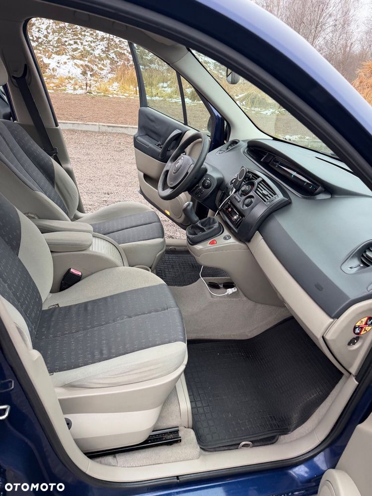 Renault Scenic 1.6 Pack Authentique - 17