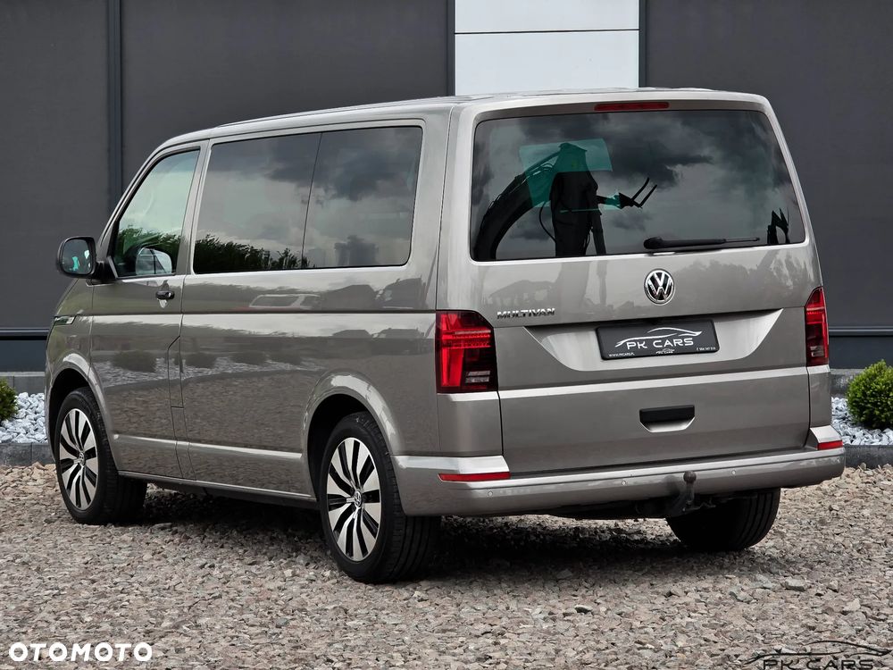 Volkswagen Multivan - 20