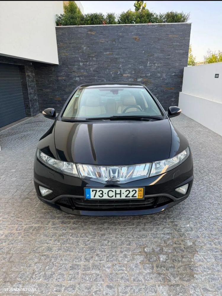 Honda Civic 2.2 i-CTDi Executive NAVI - 3