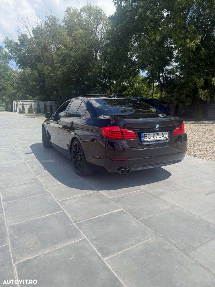 BMW Seria 5 525d Sport-Aut. - 8