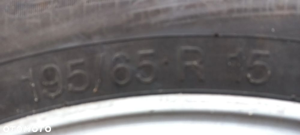 4x Felgi z oponami 195/65r15 - 6