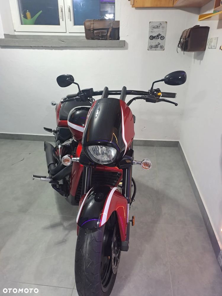 Suzuki Boulevard - 36