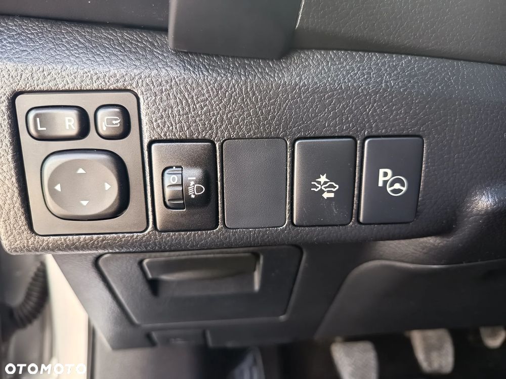 Toyota Auris 1.6 Dynamic - 33