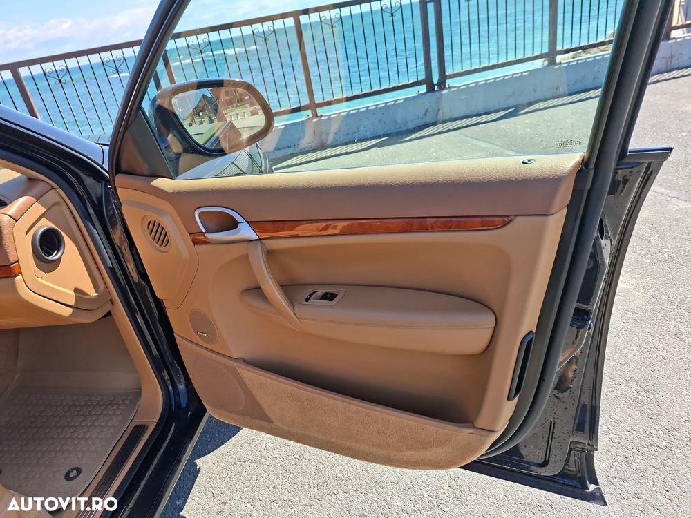 Porsche Cayenne S Tiptronic - 39