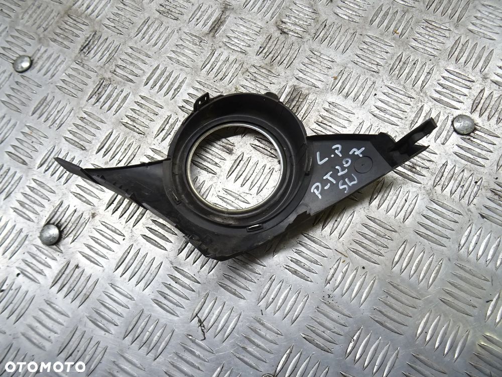 PEUGEOT 207 SW 1.6B KRATKA RAMKA HALOGENU LEWA 9680098750 - 2