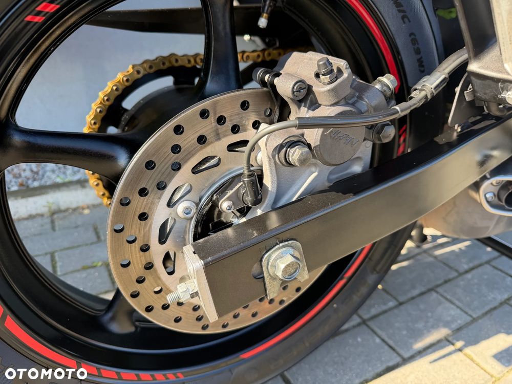 Yamaha XJ - 26