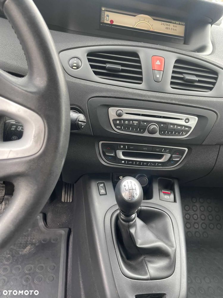 Renault Scenic - 6