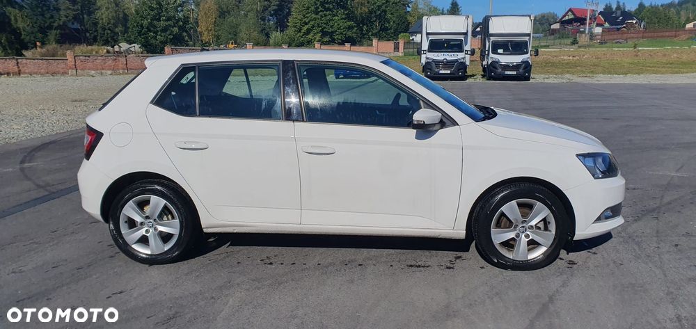Skoda Fabia 1.0 Ambition - 2