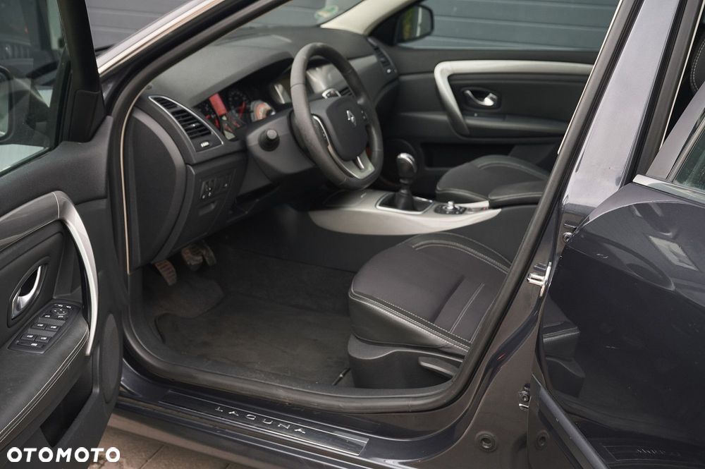 Renault Laguna - 14