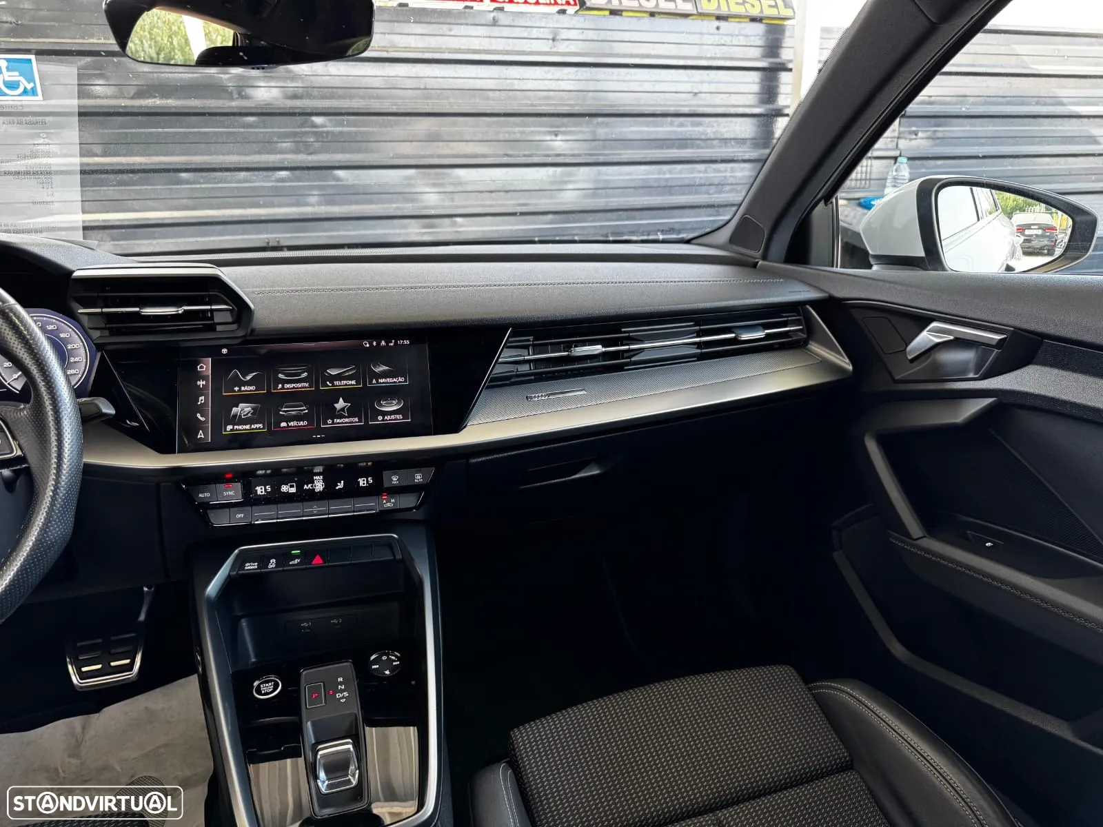 Audi A3 Sportback 45 TFSIe S line - 24