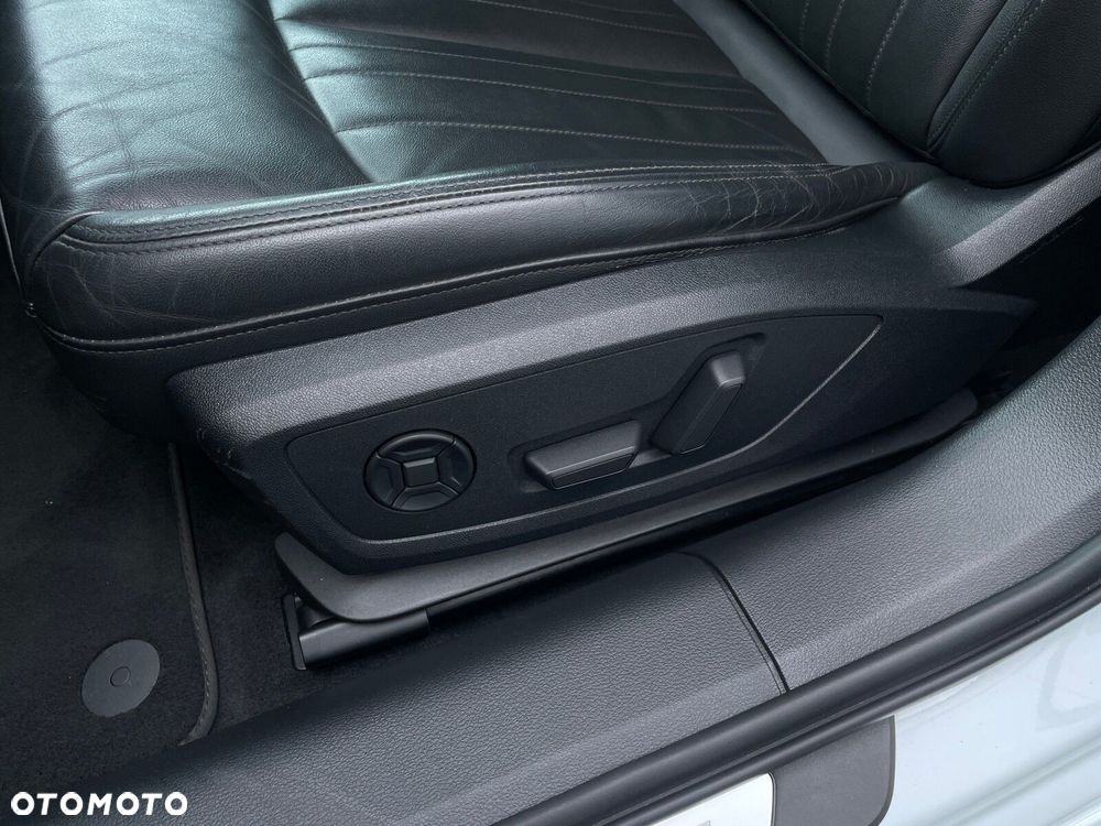 Audi A6 Avant TDI mHEV Quattro S tronic - 12