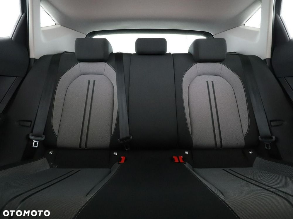 Seat Leon 1.0 eTSI Style DSG - 19