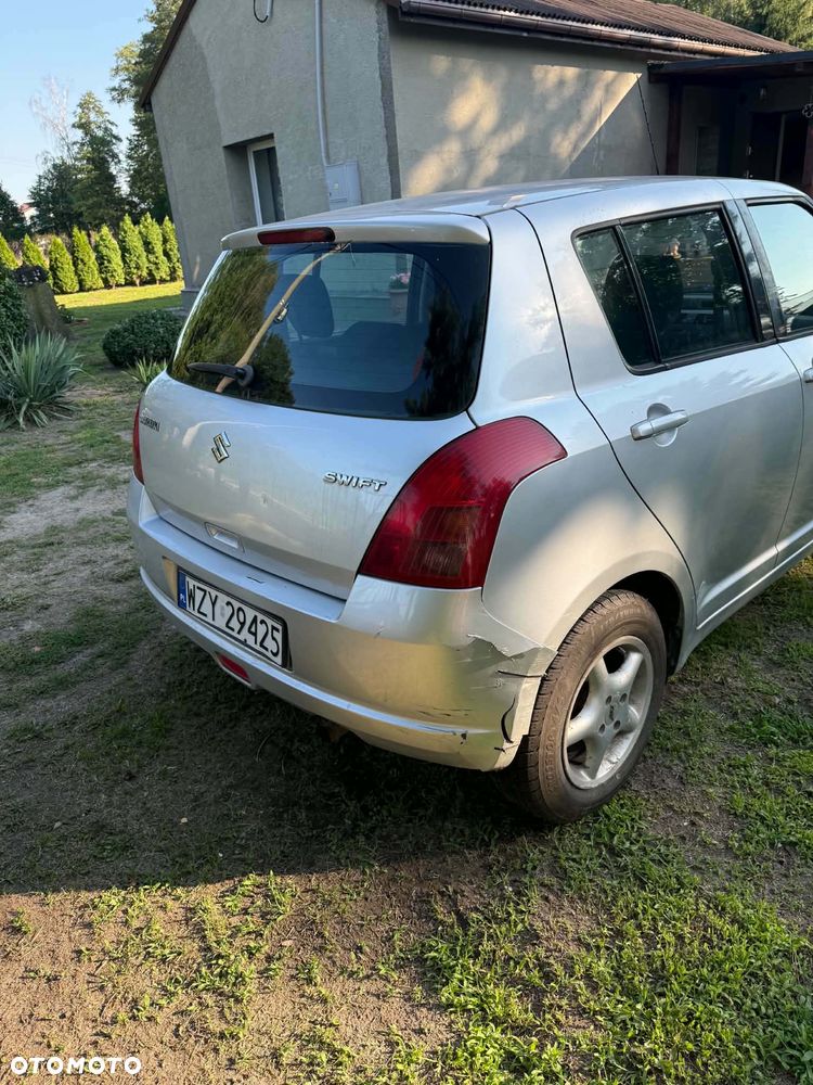 Suzuki Swift 1.3 JB Edition - 5