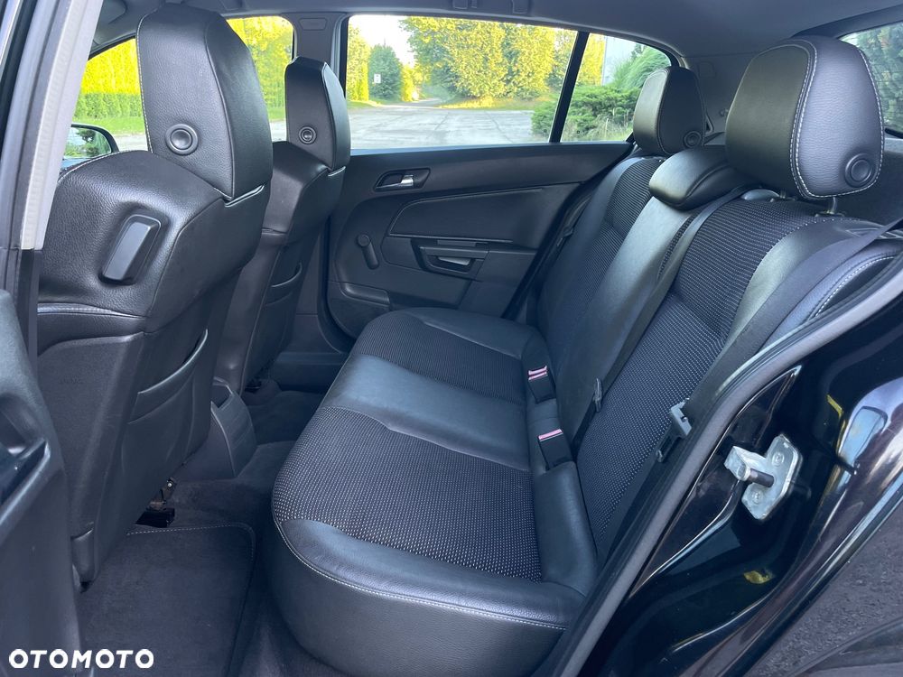 Opel Astra 2.0 Turbo Sport - 9