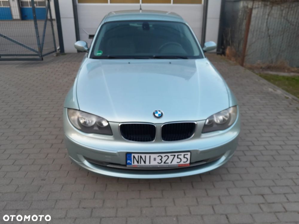 BMW Seria 1 118i Edition Sport - 8
