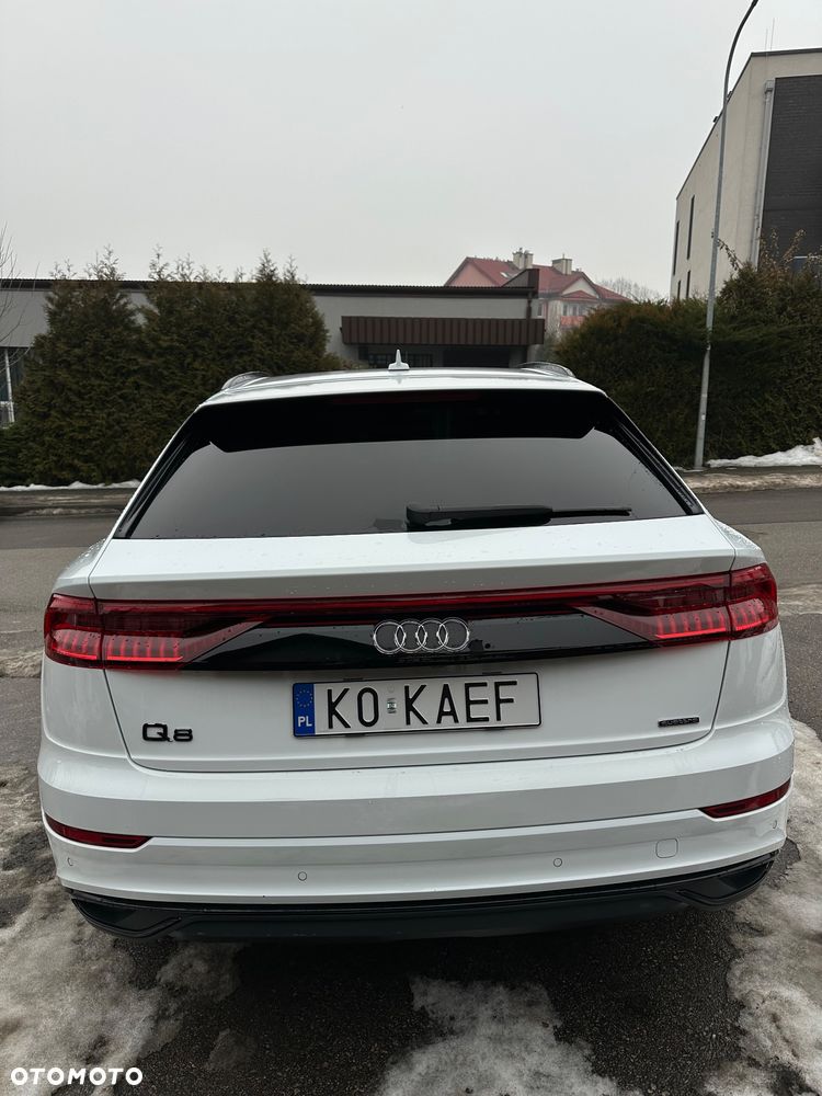 Audi Q8 55 TFSI quattro tiptronic - 5