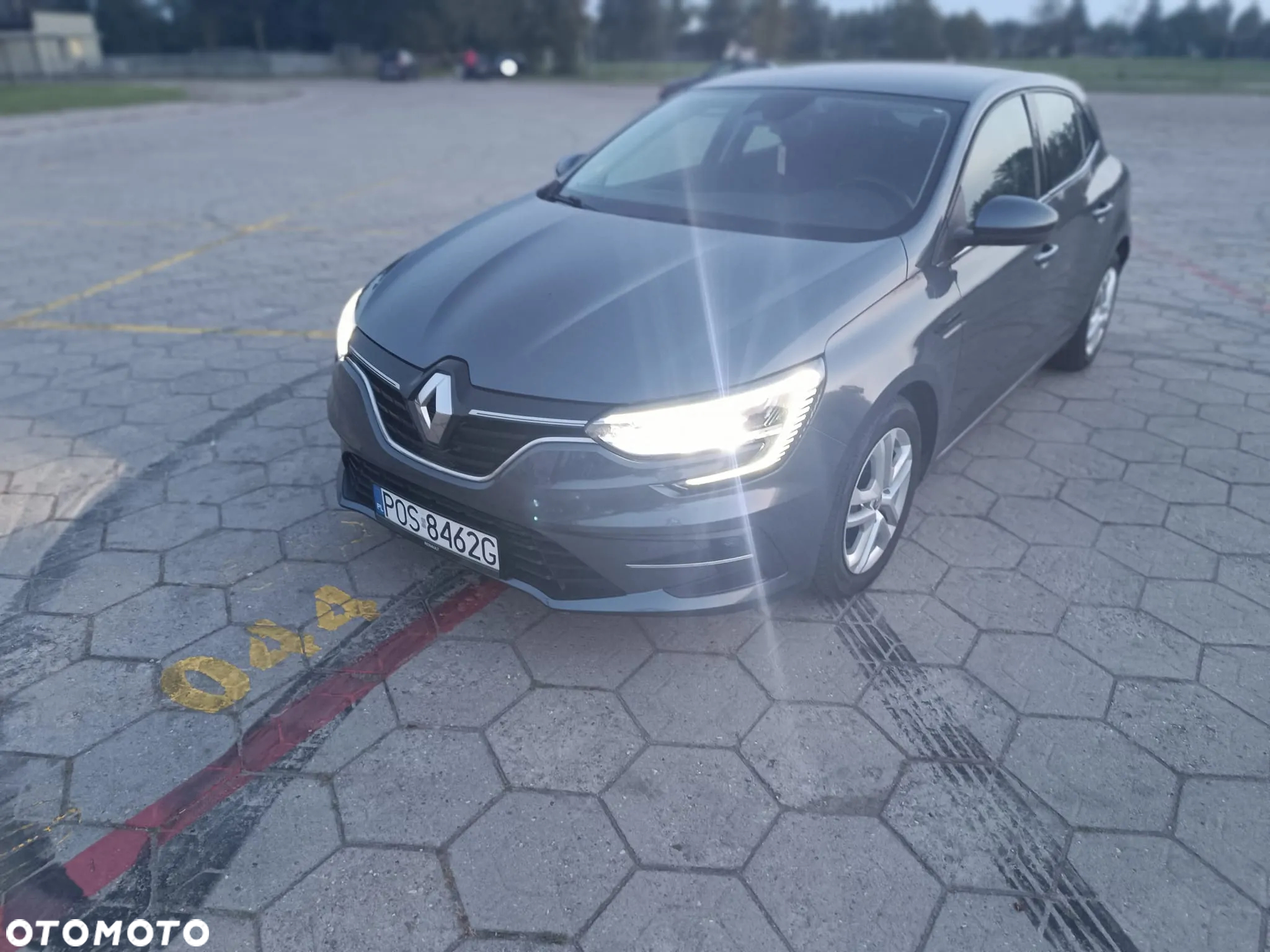 Renault Megane 1.5 Blue dCi Intens - 6