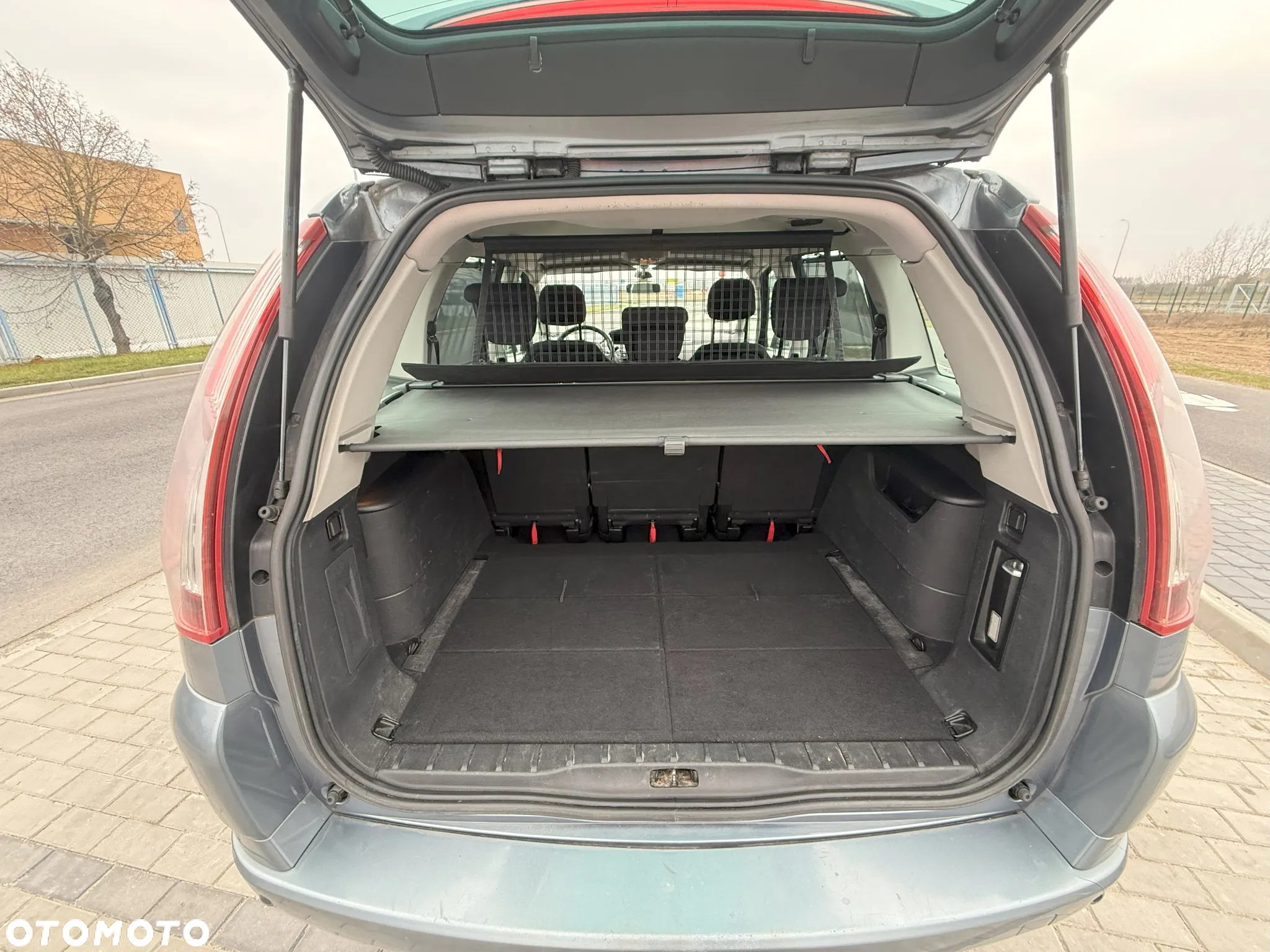 Citroën C4 Grand Picasso 2.0i Exclusive MCP - 11