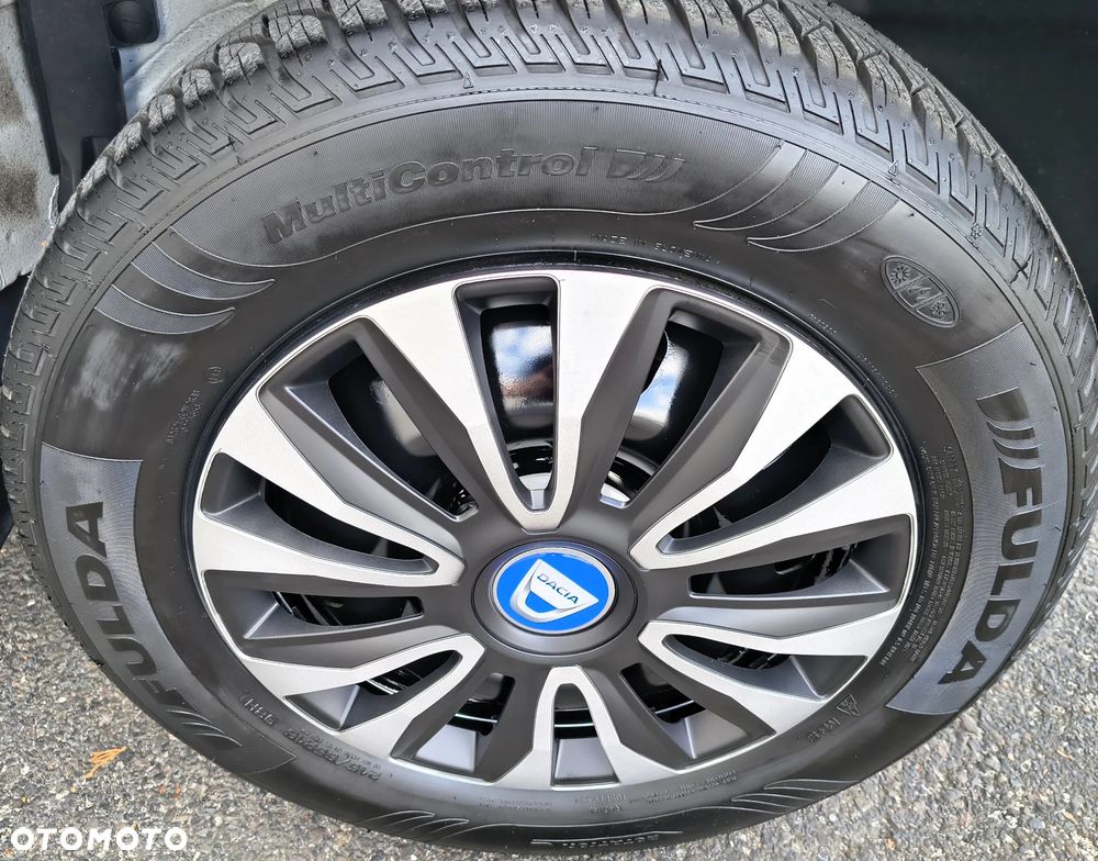 Dacia Duster SCe 115 2WD Essential - 28