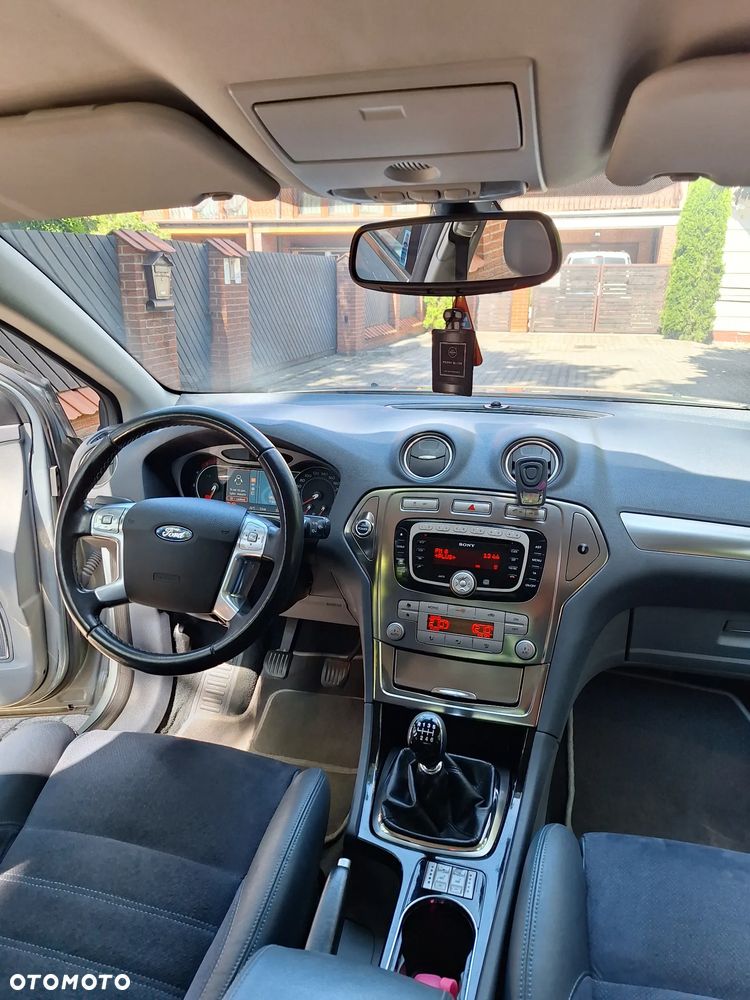 Ford Mondeo 2.0 TDCi Titanium X - 21