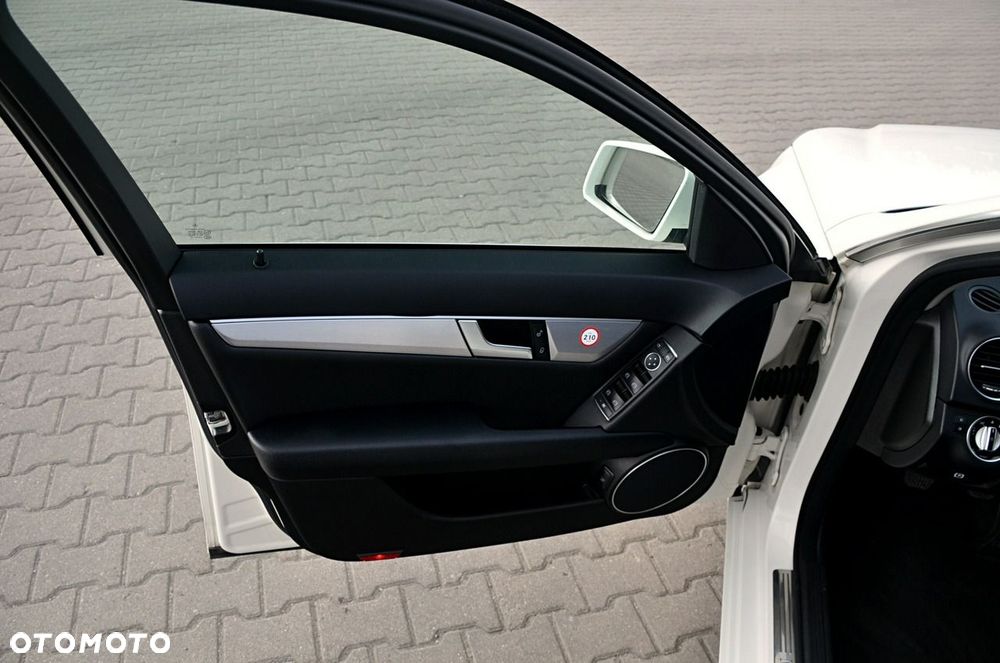 Mercedes-Benz Klasa C - 15