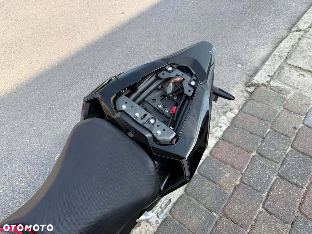 Honda CB - 31