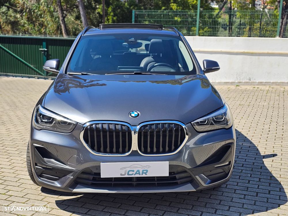 BMW X1 25 e xDrive Corporate Edition - 6