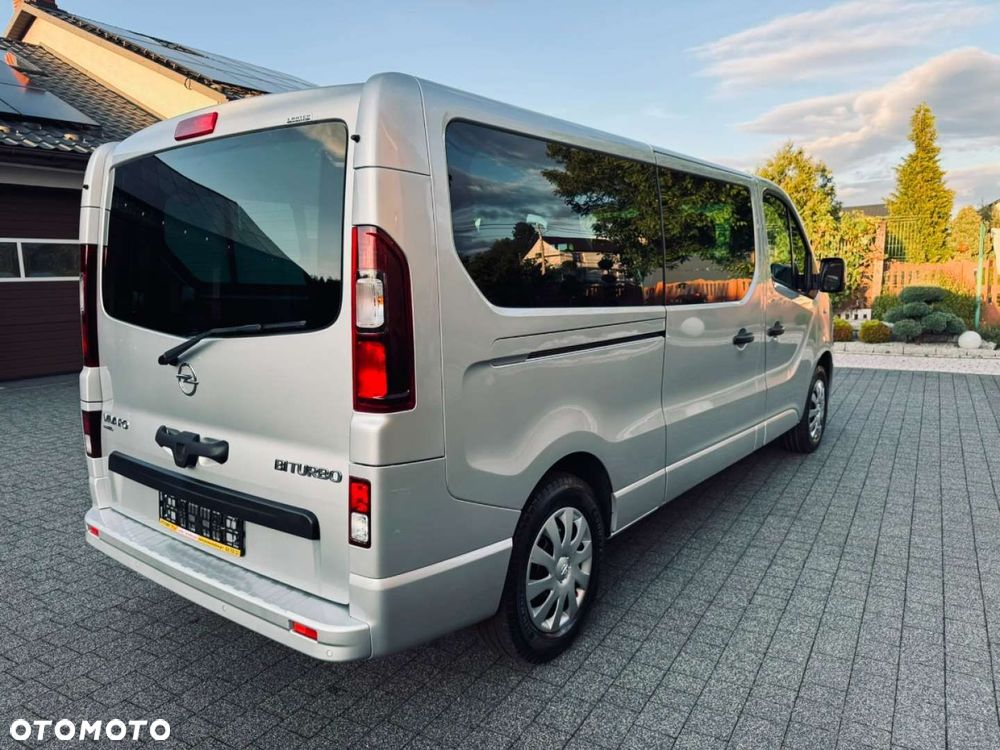 Opel Vivaro - 4