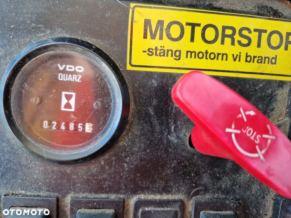 Massey Ferguson 28 P593 - 19