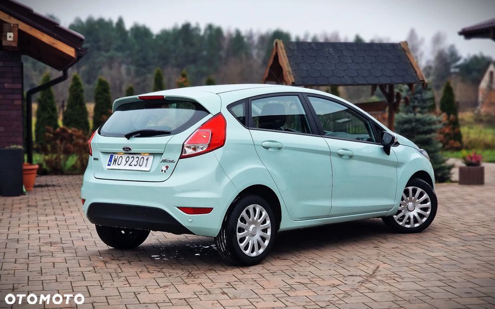 Ford Fiesta 1.0 EcoBoost S&S TITANIUM - 18