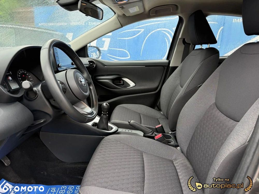 Toyota Yaris - 15