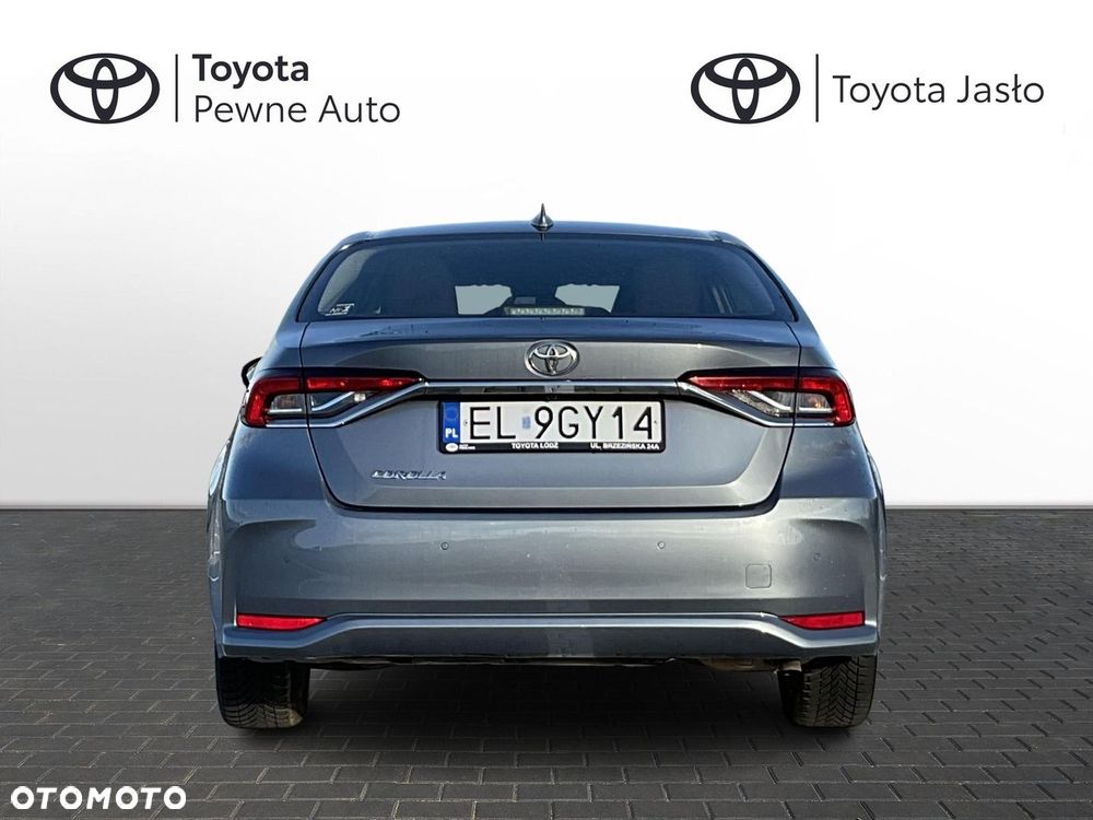 Toyota Corolla - 4