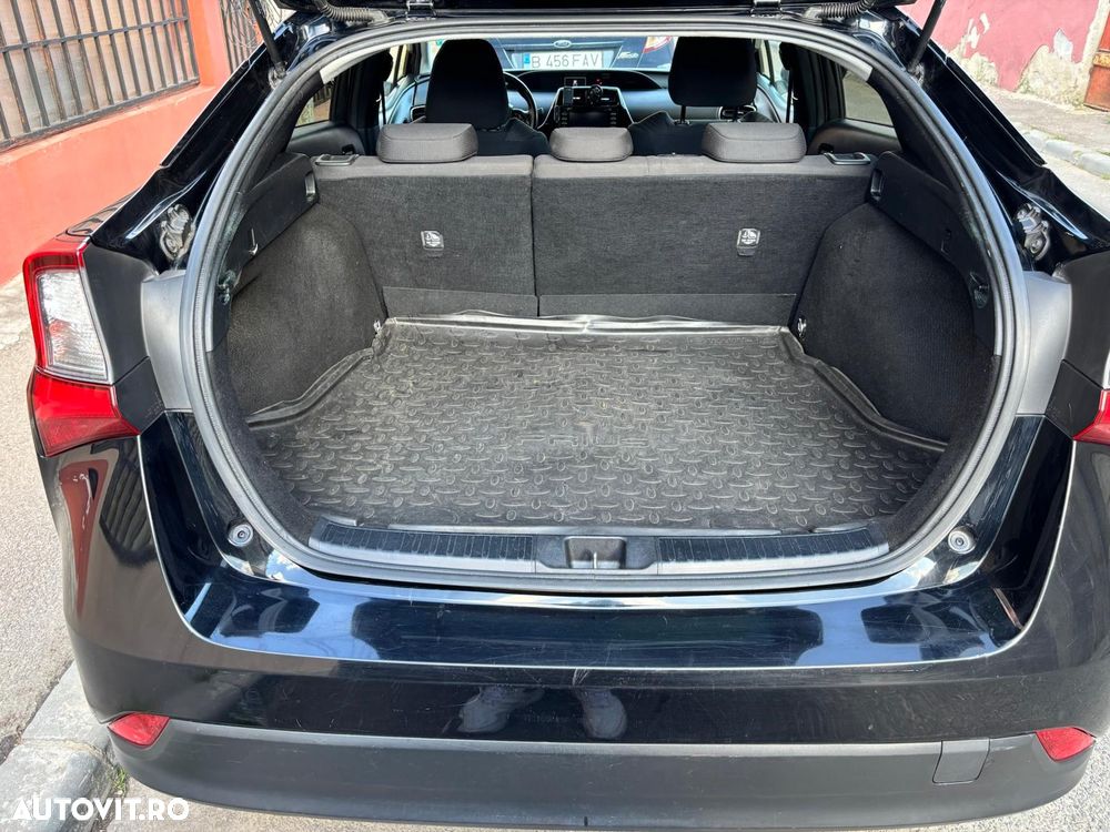 Toyota Prius Hybrid Comfort - 7