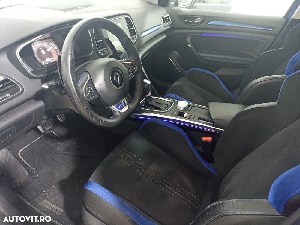 Renault Megane ENERGY TCe 205 EDC GT - 11