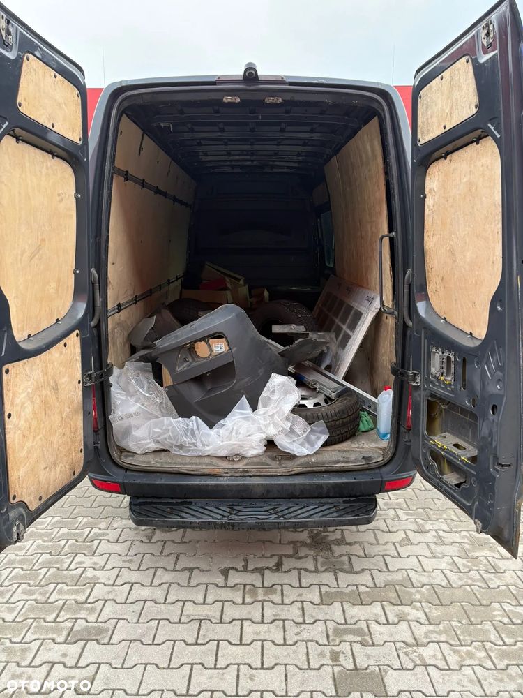 Mercedes-Benz sprinter - 2