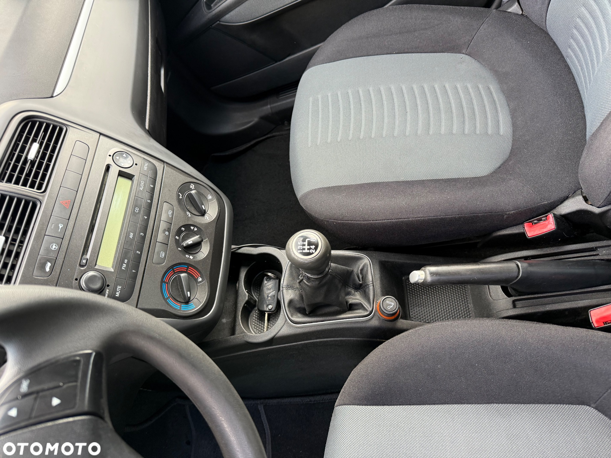 Fiat Grande Punto - 21