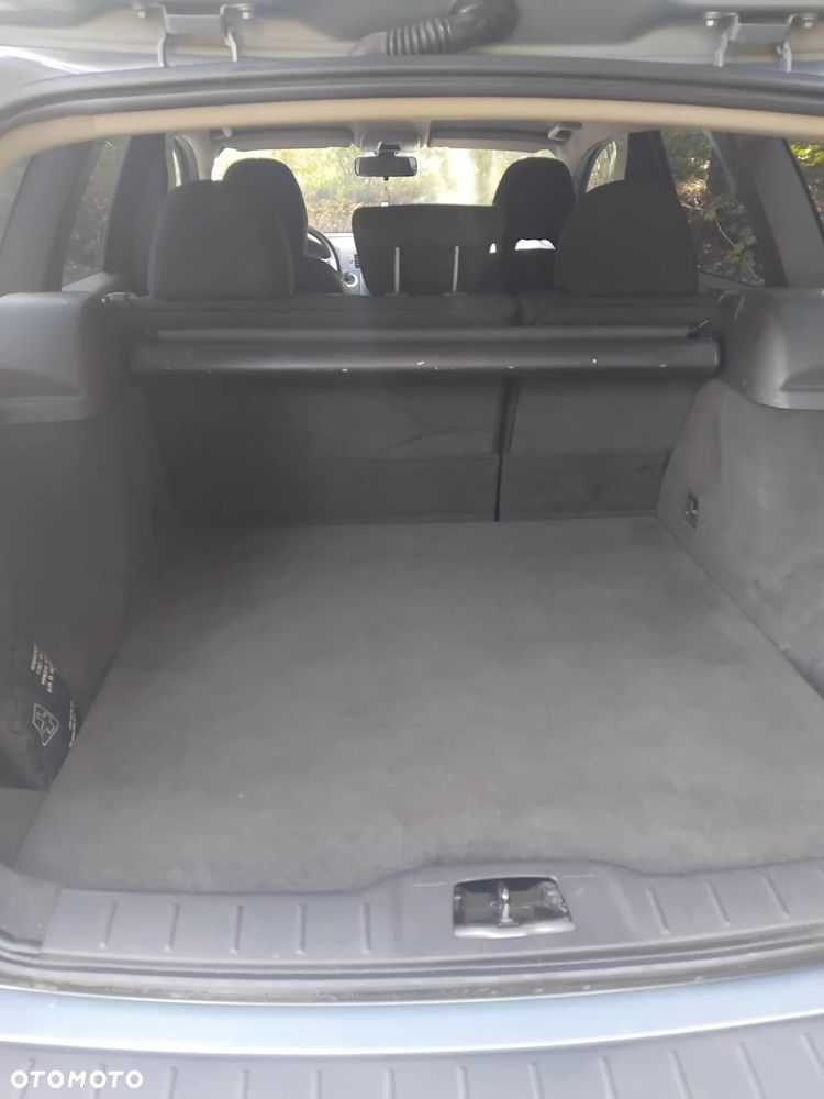 Volvo V50 2011 photo 5
