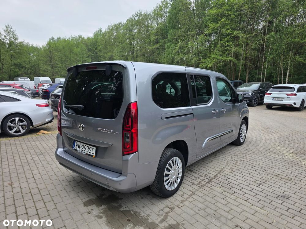 Toyota Proace City Verso 1.2 D-4T Family - 4