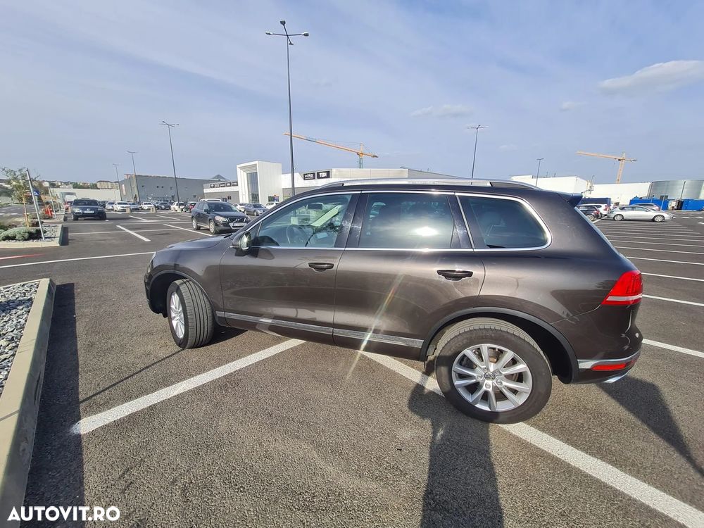 Volkswagen Touareg - 12