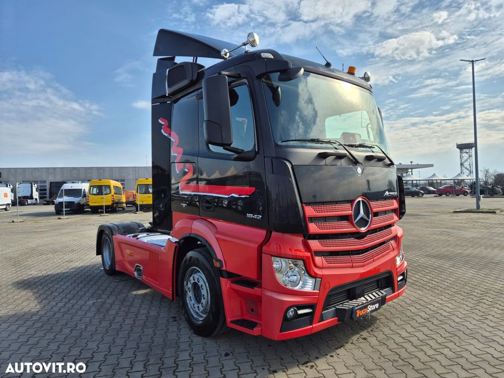 Mercedes-Benz Actors 1842 LSnrL - 2