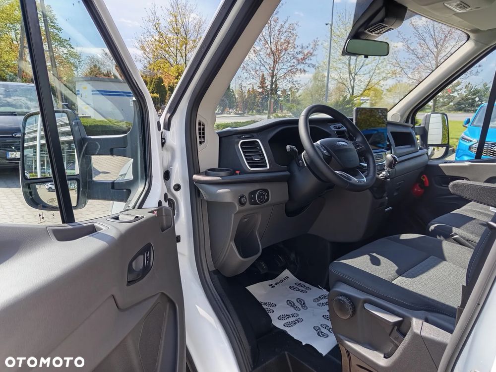 Ford Transit - 10
