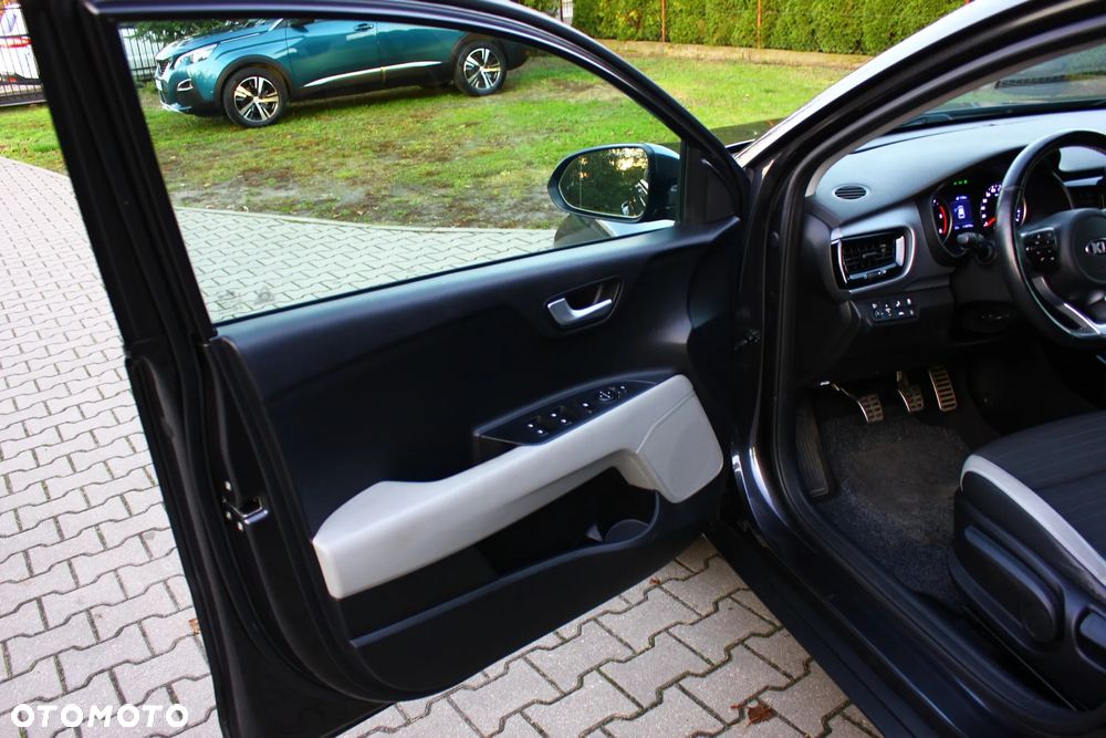 Kia Stonic 1.6 CRDi SCR XL - 33